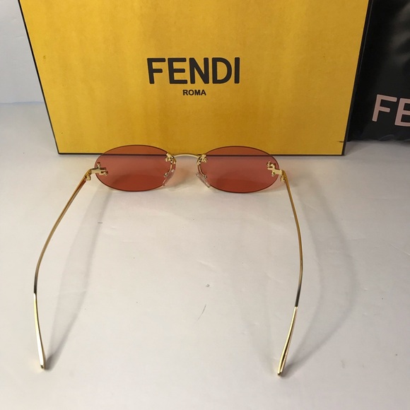 💯 - New Authentic Fendi FIRST FE 4075US 30S Oval Sunglasses - Picture 8 of 17